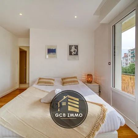 Apartment Le Clemenceau - Stade Des Alpes - Parking Gratuit *